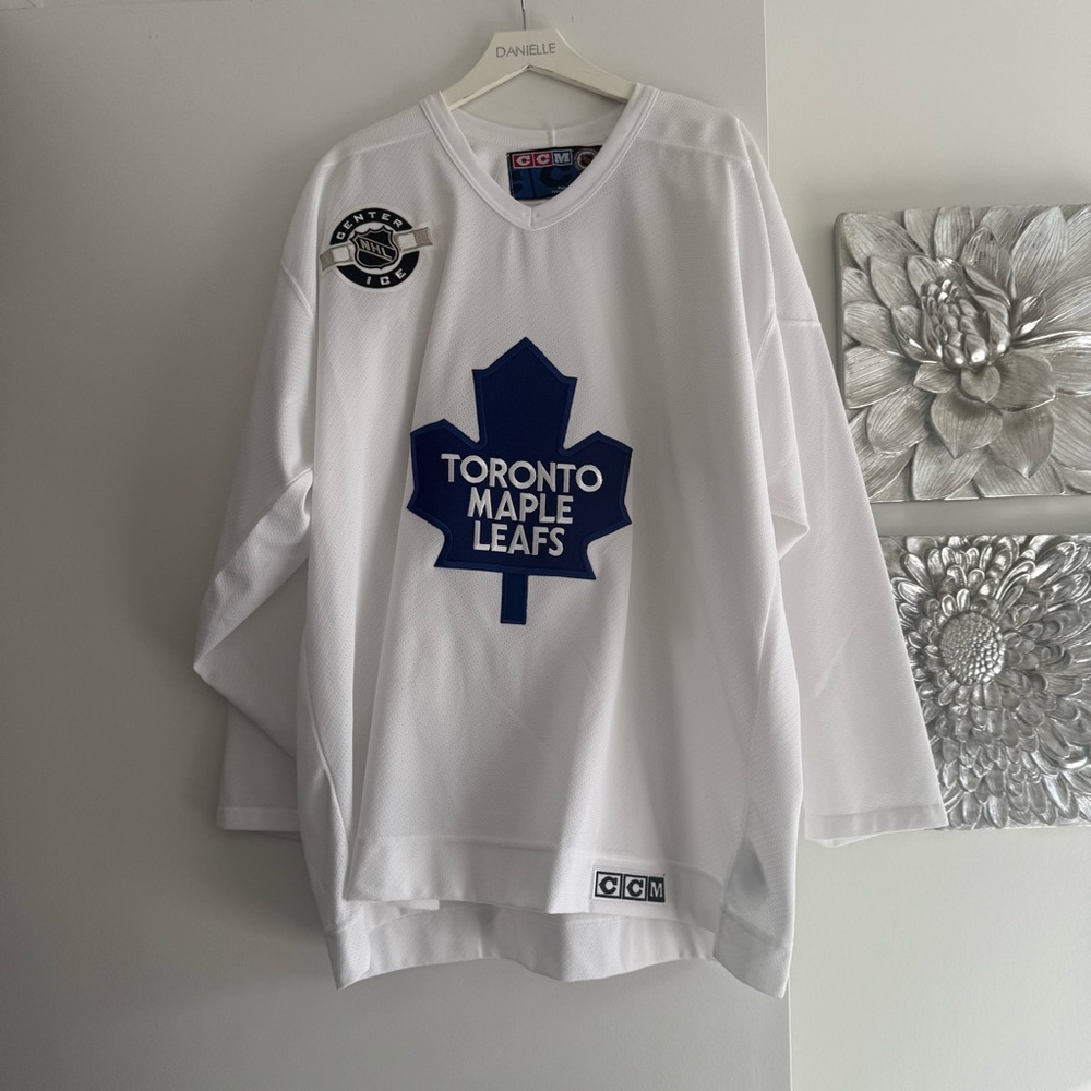 CCM x NHL Vintage Centre Ice Toronto Maple Leafs Practice Jersey